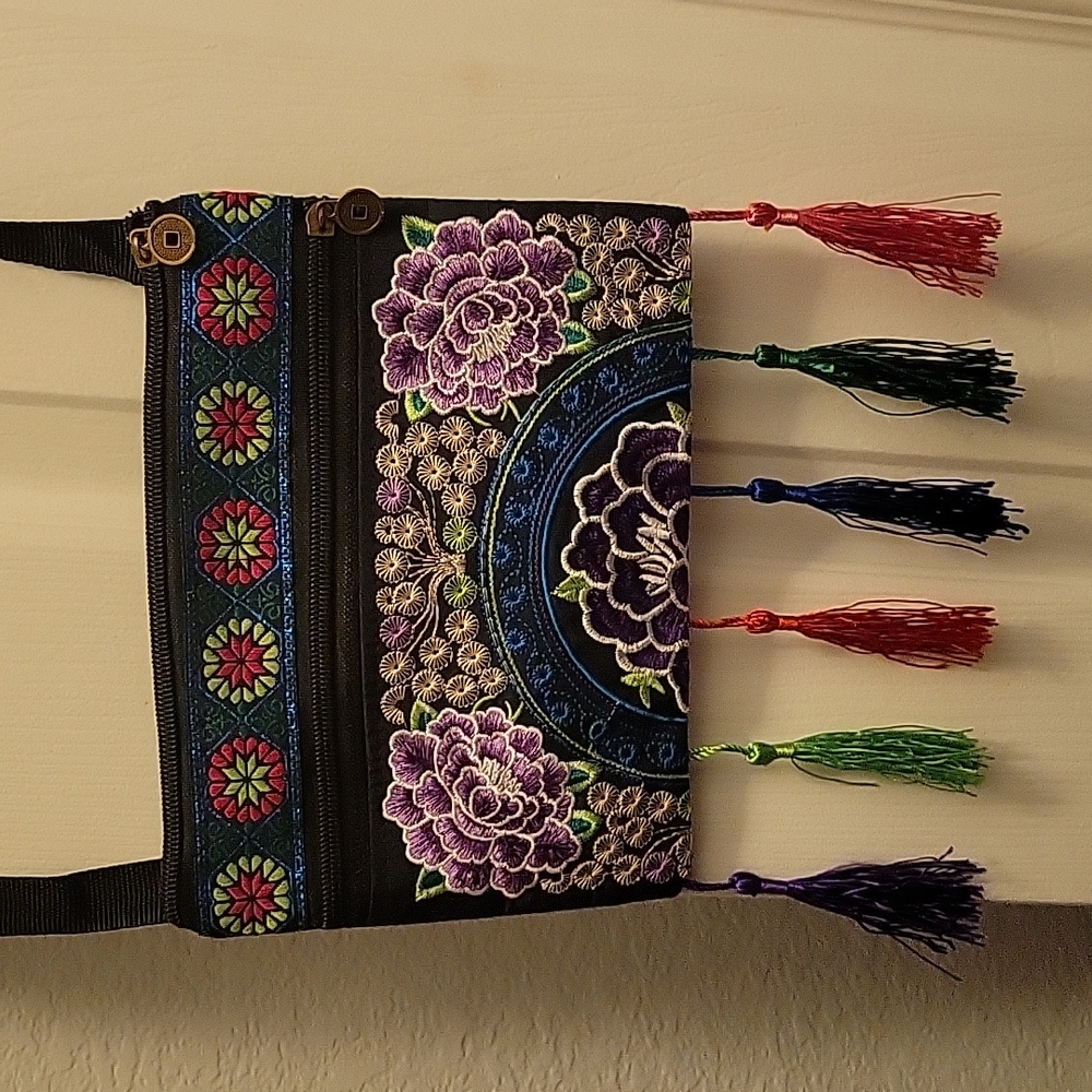 Small zippered purse